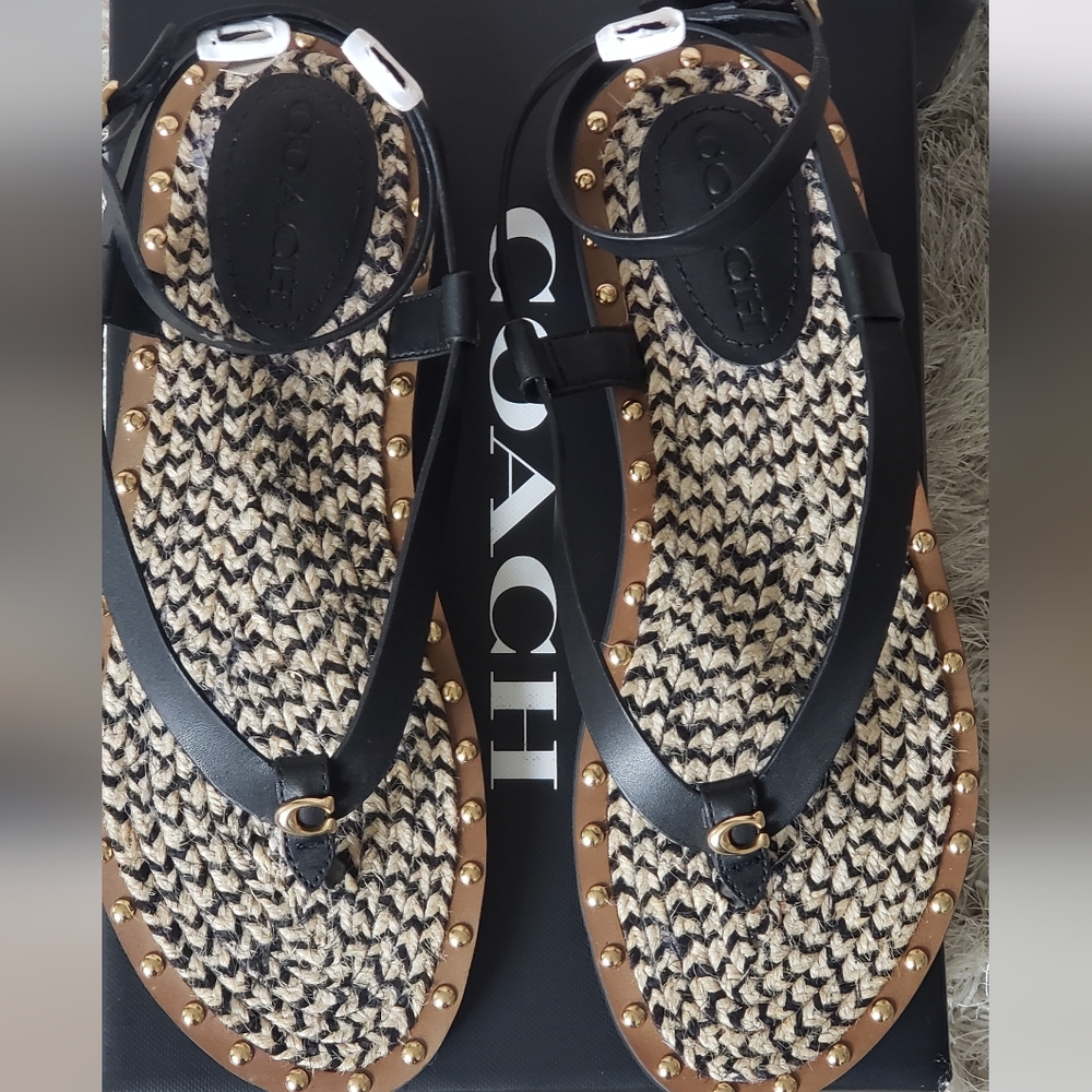 💫 COACH: Gracey Sandals - Picture 5 of 6